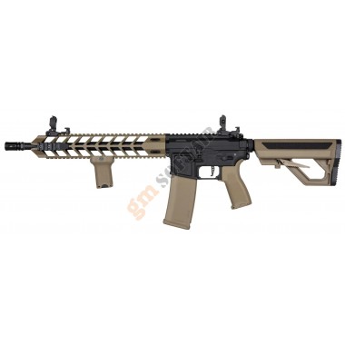 SA-E13 RH EDGE 2.0™ Carbine Replica Half-TAN (SPE-01-033926 SPECNA ARMS)